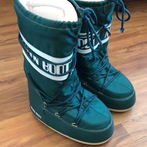 Moon Boot®